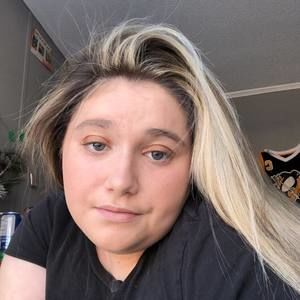 Meet your Posher, Leanne